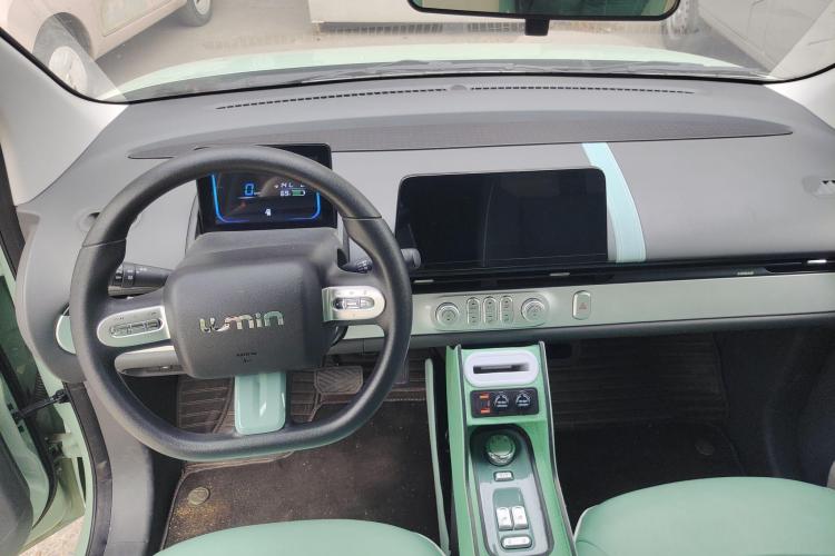 长安Lumin 2023款 205km 香沁款中控内饰7002