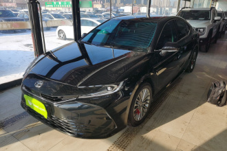 丰田 凯美瑞 2026款 双擎 2.0HE 精英版