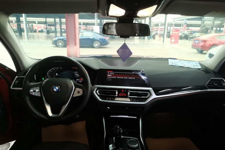 宝马3系 2020款 325Li 首发版中控内饰7002