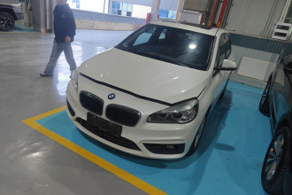 宝马2系旅行车 2016款 218i 领先型