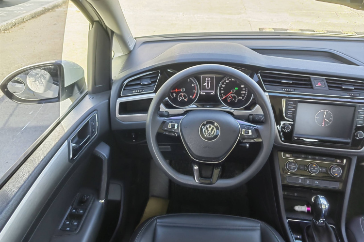 大众 2018款 途安L 280TSI DSG舒适版 7座 国V局部细节13