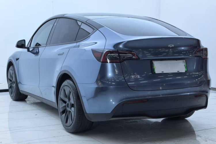 特斯拉 Model Y 2023款 后轮驱动版车身外观6005