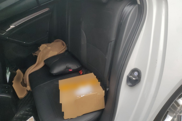 大众 高尔夫 2017款 230TSI 自动舒适百万辆纪念版中控内饰21