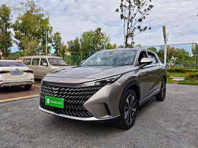 荣威RX5 2023款 1.5T 豪华滑屏版