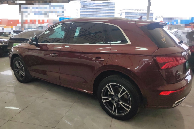 奥迪Q5L 2018款 45 TFSI 尊享时尚型 国VI车身外观4
