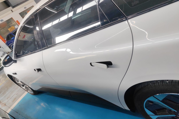 小鹏MONA M03 2024款 515 长续航车身外观4