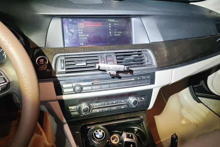 宝马5系 2013款 525Li 豪华型局部细节16