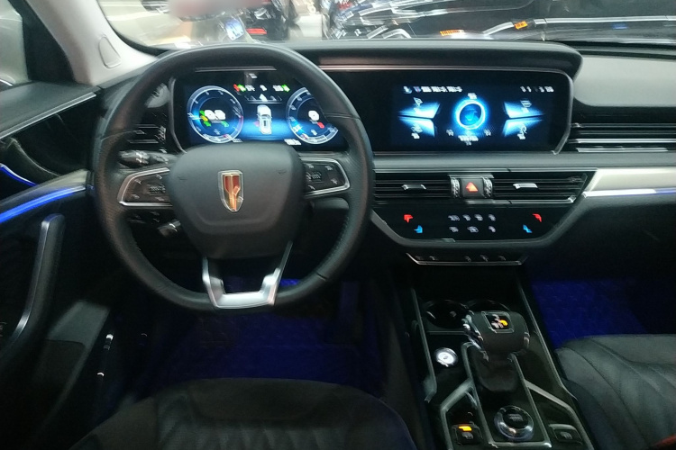 红旗HS5 2022款 2.0T 智联旗享四驱版局部细节13