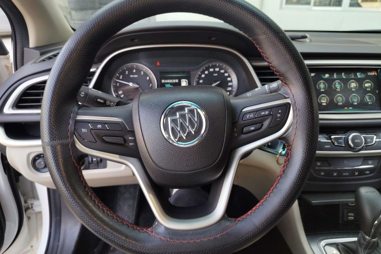 别克 英朗 2019款 15T 双离合互联精英型 国VI中控内饰13