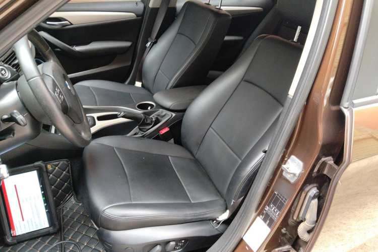 宝马X1 2013款 sDrive18i 时尚型中控内饰19