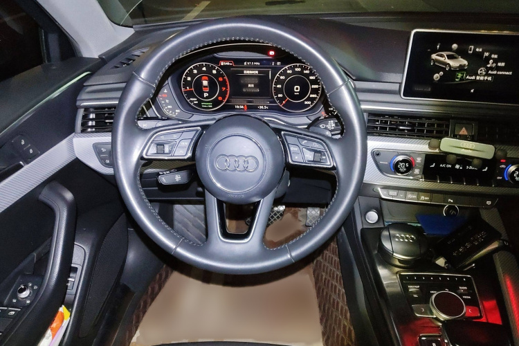 奥迪A4L 2018款 30周年年型 40 TFSI 时尚型局部细节13