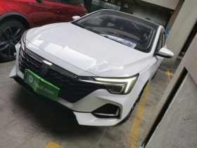 荣威i6 MAX新能源 2022款 EV 500天幕尊享版