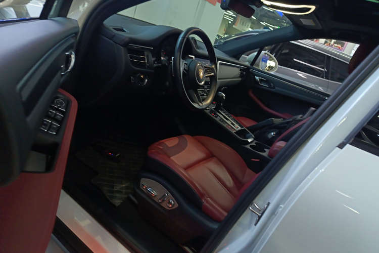 保时捷 2024款 Macan 2.0T中控内饰20