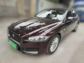 捷豹XF 2016款 XF 2.0T 两驱风华版