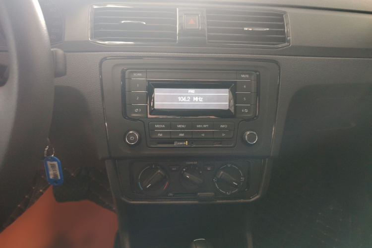 大众 桑塔纳 2021款 1.5L 自动风尚版局部细节16