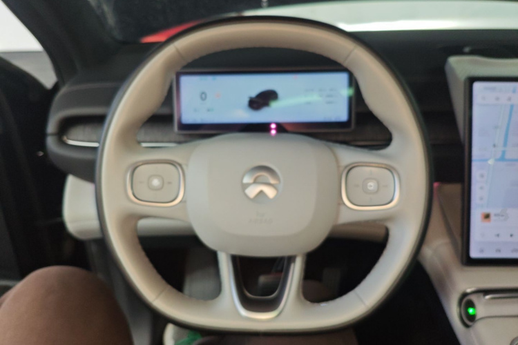 蔚来ES6 2024款 75kWh中控内饰13