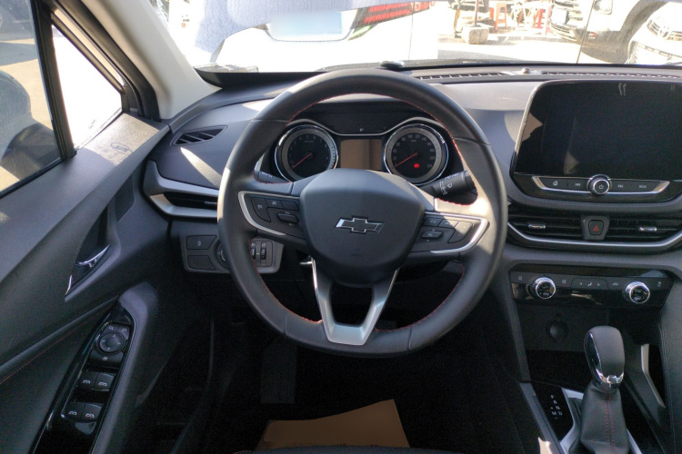 雪佛兰 沃兰多 2020款 轻混 Redline 530T 自动纵享版（5+2款）局部细节13