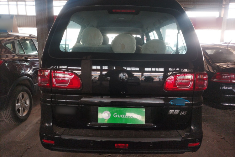 东风风行 菱智 2023款 M5L 1.6L 基本型 7座车身外观6004