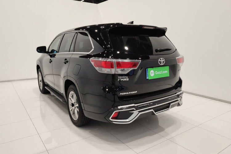 丰田 汉兰达 2017款 2.0T 两驱精英版 5座车身外观5