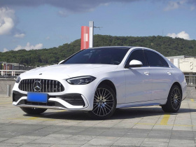 奔驰C级 2022款 改款 C 260 L 运动版