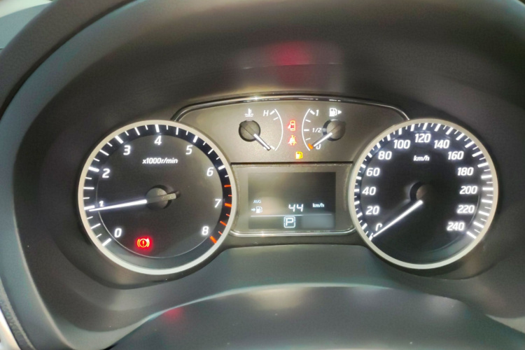 日产 轩逸 2024款 经典 1.6XE CVT舒适版局部细节14