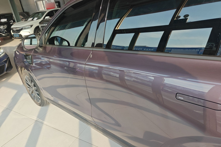 零跑汽车 零跑B10 2025款 510悦享版车身外观4