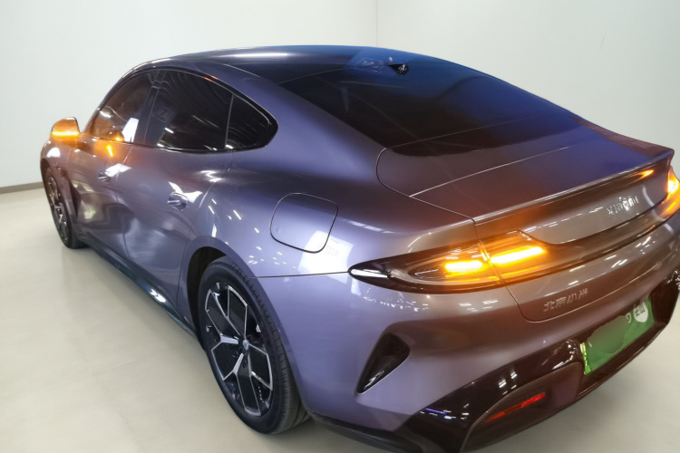 小米汽车 小米SU7 2024款 后驱超长续航高阶智驾Pro版车身外观5