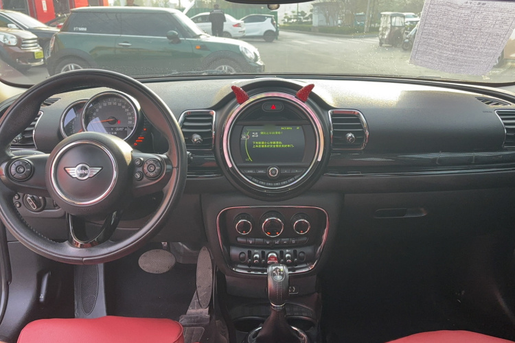 MINI Clubman 2016款 1.5T COOPER中控内饰7004