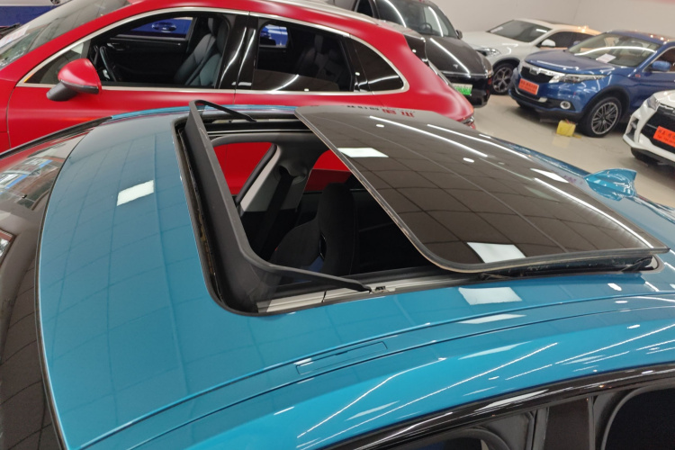 宝马2系(进口) 2021款 225i 四门轿跑车 M运动曜夜套装局部细节57