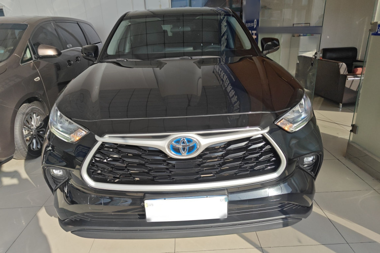 丰田 汉兰达 2022款 双擎 2.5L 四驱精英版 7座车身外观6001