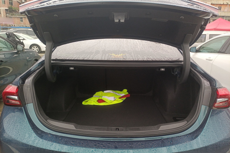 别克 君越 2022款 652T 豪华型局部细节23