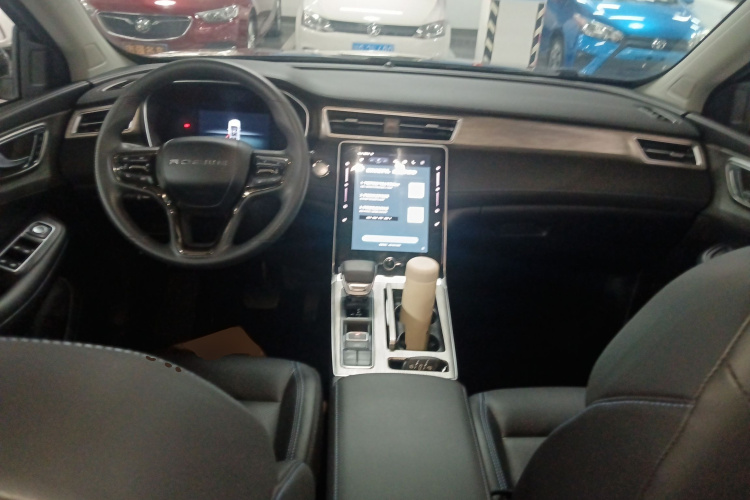 荣威RX5 2023款 PLUS 330TGI 自动领潮智惠版中控内饰12