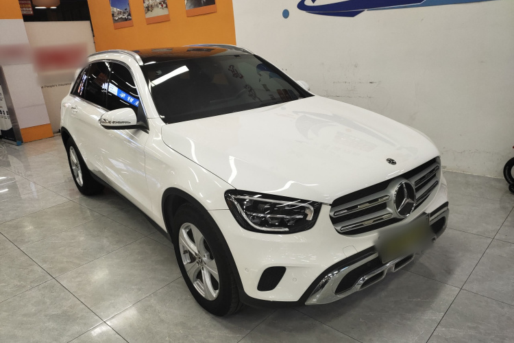 奔驰GLC 2020款 GLC 260 L 4MATIC 动感型车身外观3
