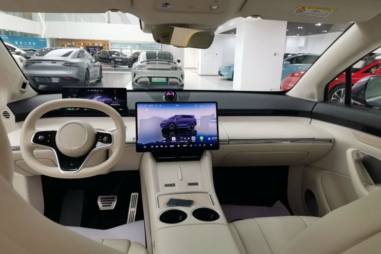 鸿蒙智行 智界R7 2025款 增程 331km Ultra中控内饰12