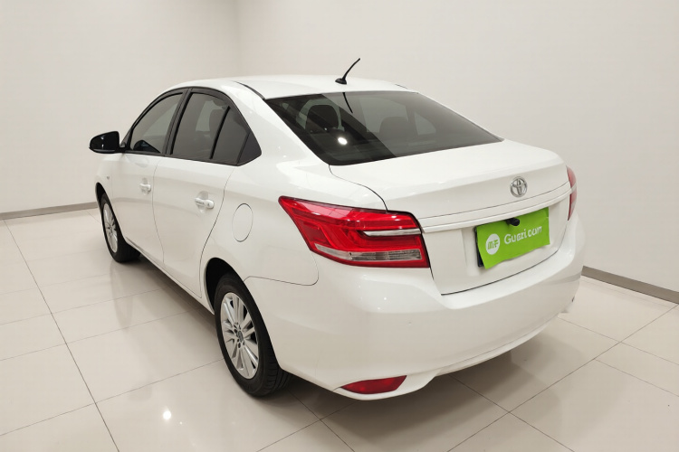 丰田 威驰 2017款 1.5L 手动创行版车身外观5