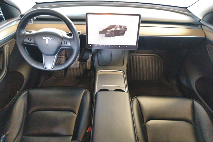 特斯拉 Model Y 2022款 改款 后轮驱动版中控内饰7002