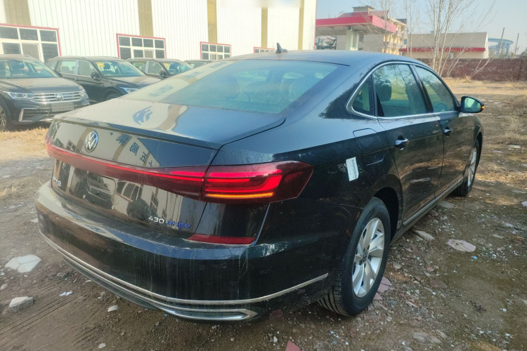 大众 帕萨特新能源 2025款 430PHEV 混动商务版车身外观6005