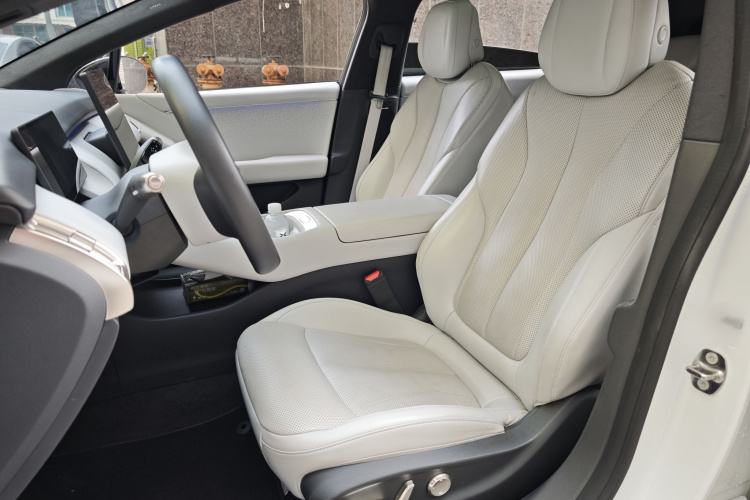 小鹏P7+ 2024款 长续航 Max中控内饰7001