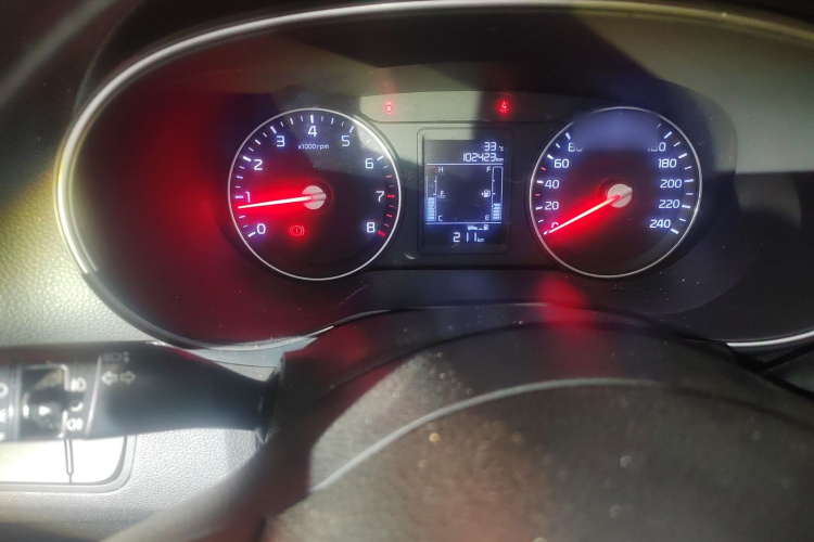 起亚 KX3傲跑 2017款 1.6L 手动傲风版局部细节14