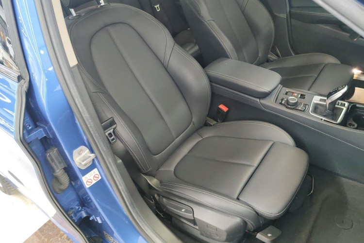 宝马1系 2020款 120i M运动套装局部细节41