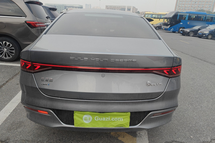 比亚迪 秦PLUS 2021款 DM-i 120KM 旗舰型车身外观6