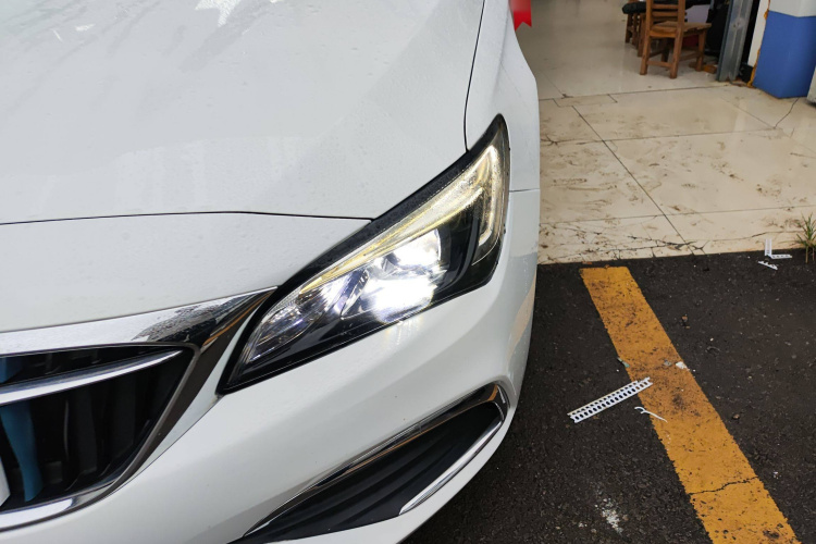 别克 威朗 2019款 三厢 15S 自动进取型局部细节36