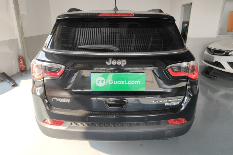 Jeep 指南者 2017款 200T 自动家享版车身外观6