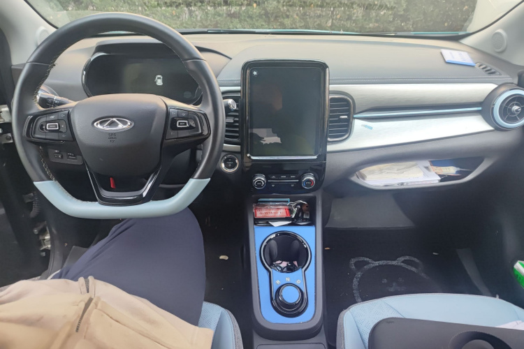 奇瑞 小蚂蚁 2022款 甜粉款 全糖版 磷酸铁锂 30kW 301km中控内饰12