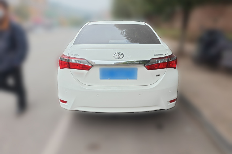 丰田 卡罗拉 2017款 改款 1.6L 手动GL车身外观6