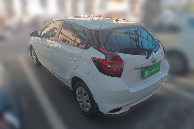 丰田 威驰FS 2021款 1.5L CVT锋驰版车身外观5