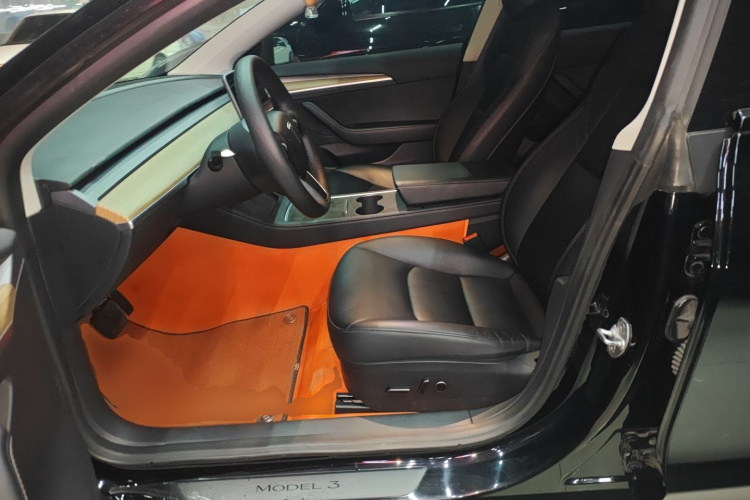 特斯拉 Model 3 2022款 后轮驱动版局部细节19