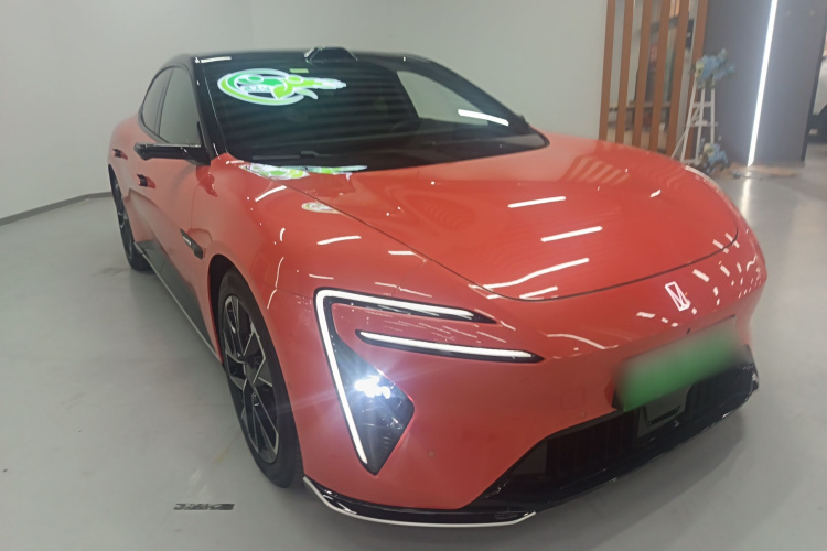 阿维塔06 2025款 Ultra纯电版车身外观3