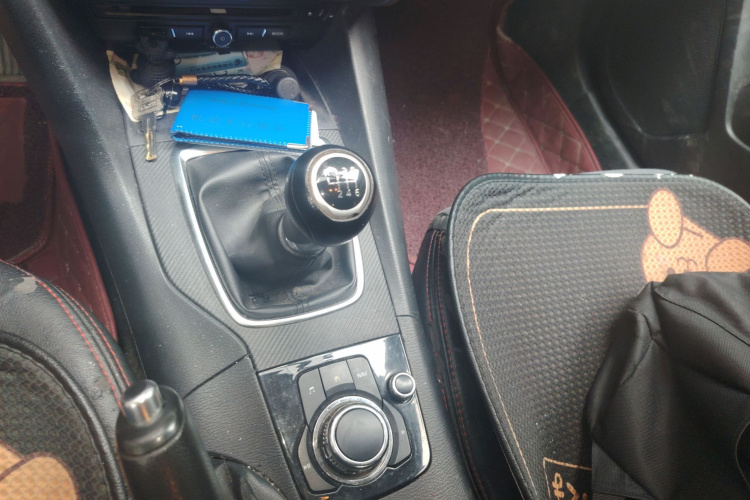 马自达3 昂克赛拉 2016款 三厢 1.5L 手动舒适型局部细节18