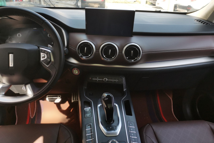 魏牌 VV6 2018款 2.0T 两驱超豪型 国V局部细节16